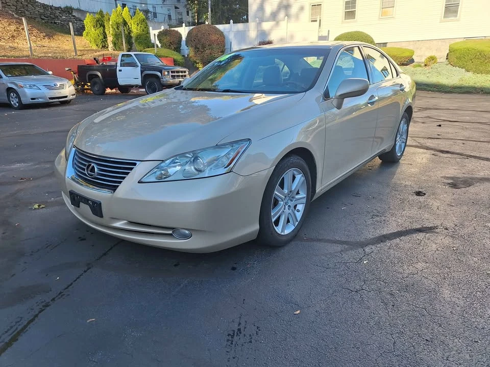 2008 Lexus ES 4th Gen - Image 4 of 17