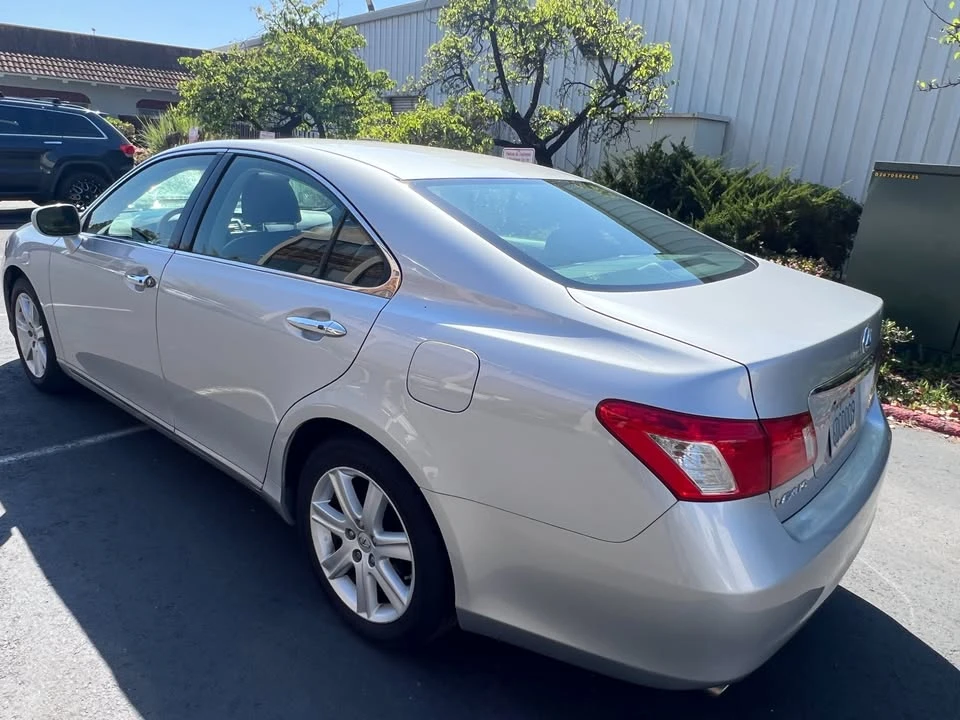 2008 Lexus ES 5th Gen - Image 5 of 20
