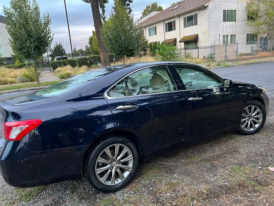 2008 Lexus ES 5th Gen - Image 3 of 13