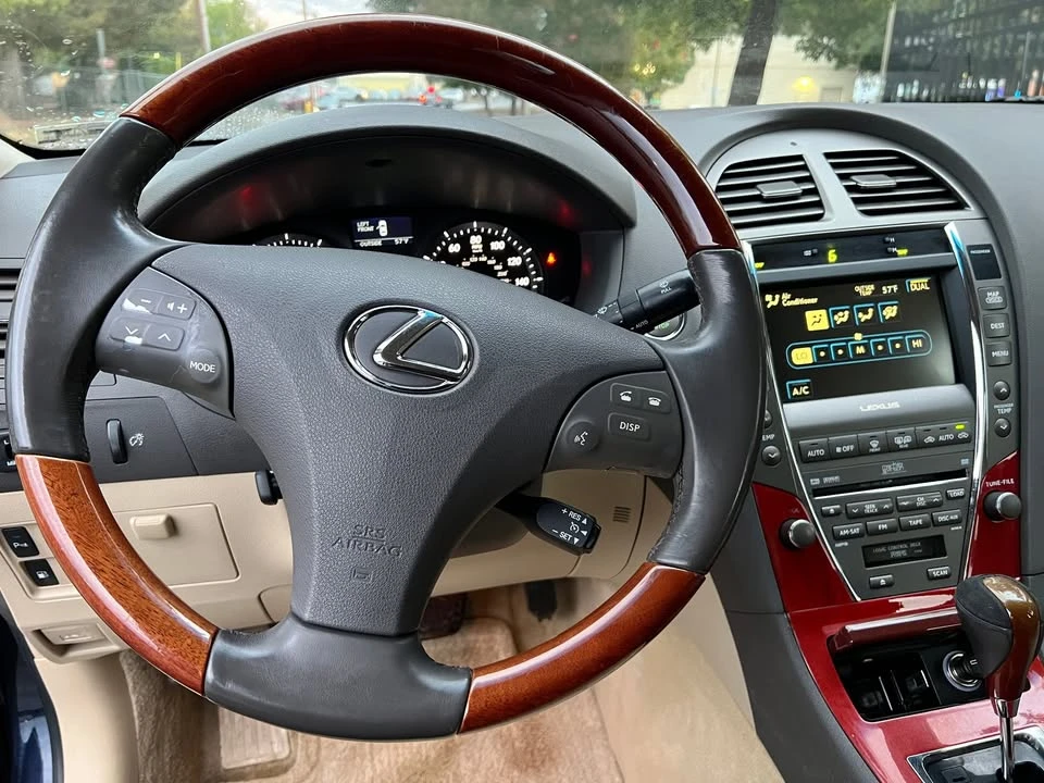 2008 Lexus ES 5th Gen - Image 8 of 13