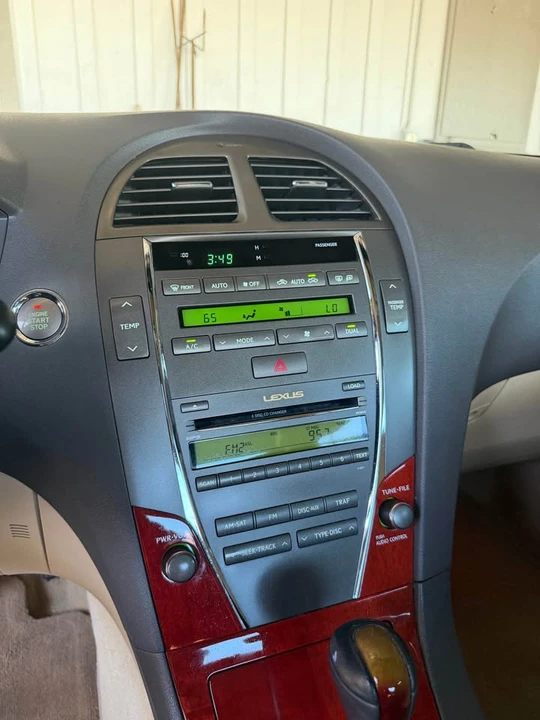 2008 Lexus ES 5th Gen - Image 15 of 18