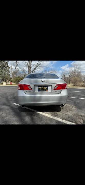 2008 Lexus ES 5th Gen - Image 4 of 12