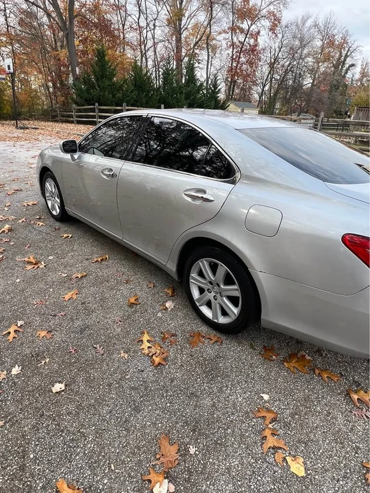 2008 Lexus ES 5th Gen - Image 11 of 16