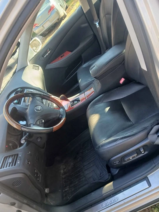 2008 Lexus ES 4th Gen - Image 14 of 19