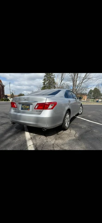 2008 Lexus ES 5th Gen - Image 3 of 12