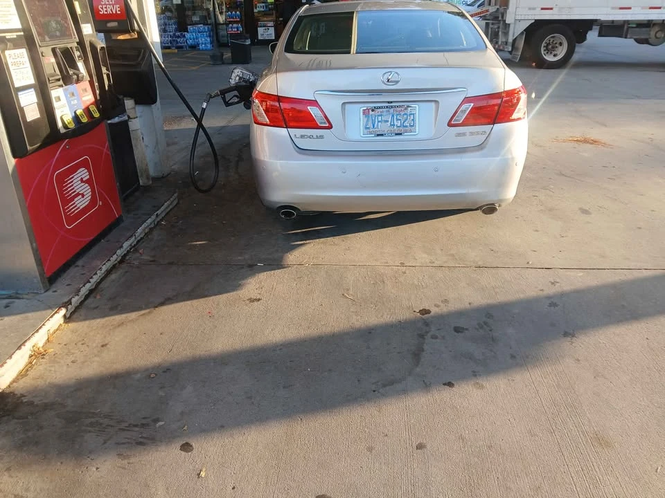 2008 Lexus ES 4th Gen - Image 9 of 19