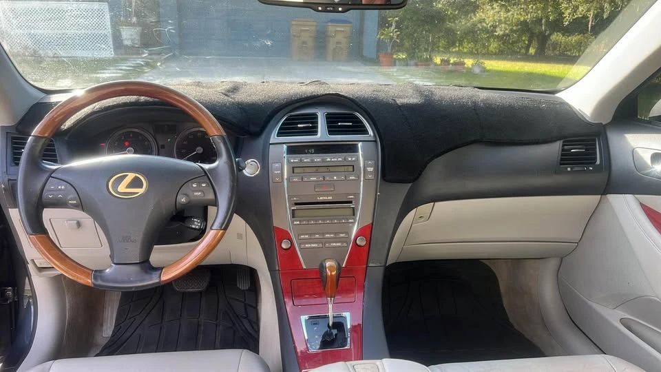 2008 Lexus ES 5th Gen - Image 6 of 11