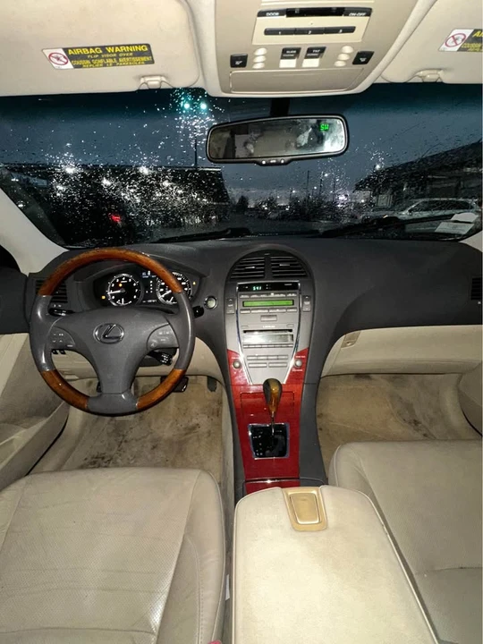 2008 Lexus ES 5th Gen - Image 11 of 15