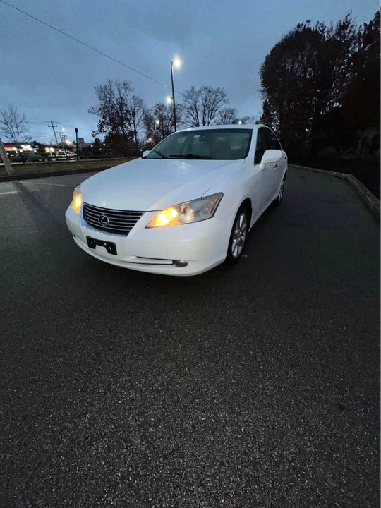 2008 Lexus ES 5th Gen - Image 9 of 15