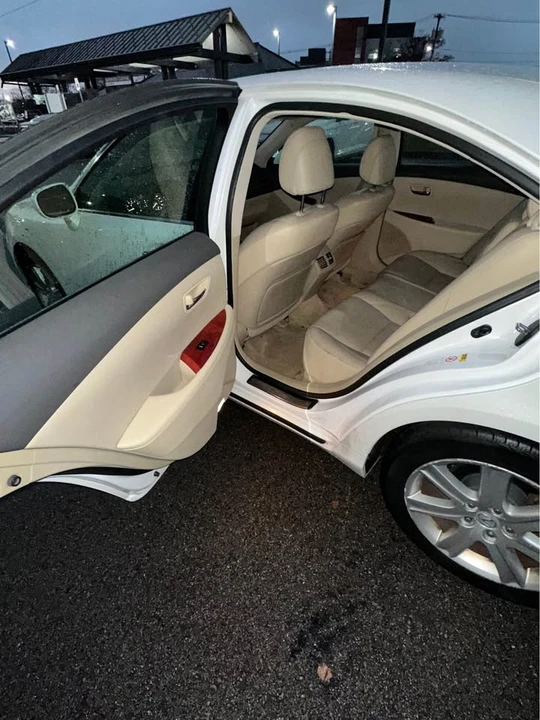 2008 Lexus ES 5th Gen - Image 13 of 15