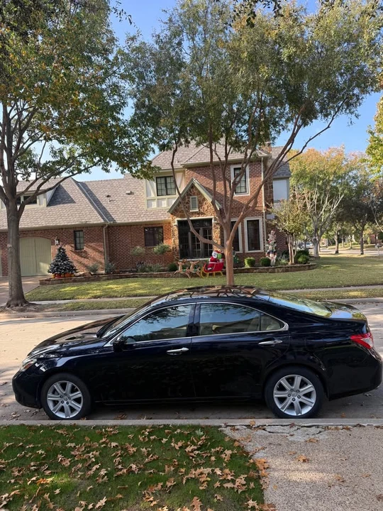 2008 Lexus ES 5th Gen - Image 3 of 10