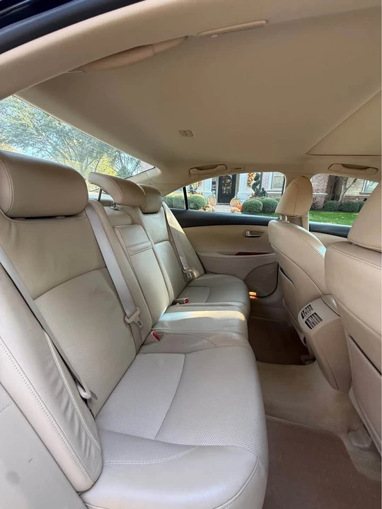 2008 Lexus ES 5th Gen - Image 9 of 10