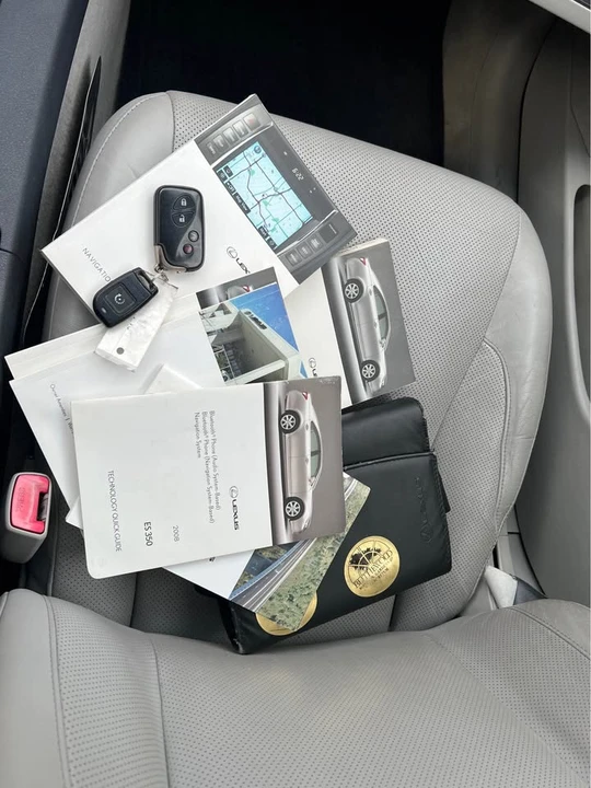2008 Lexus ES 5th Gen - Image 17 of 20