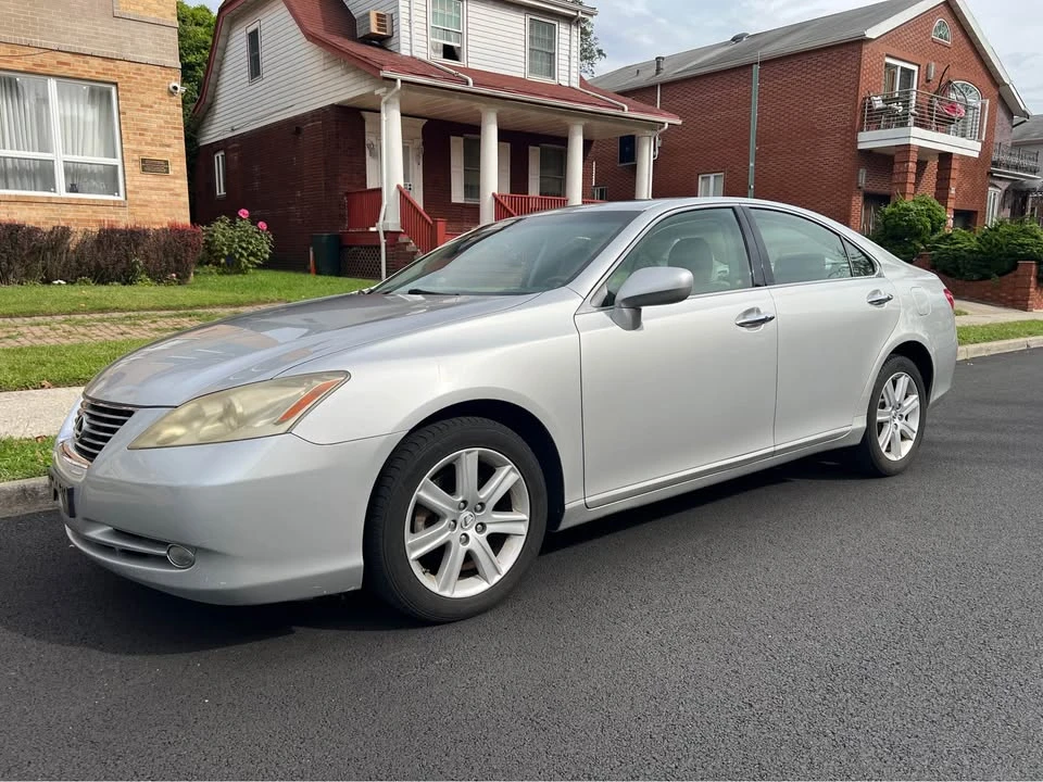 2008 Lexus ES 5th Gen - Image 3 of 20