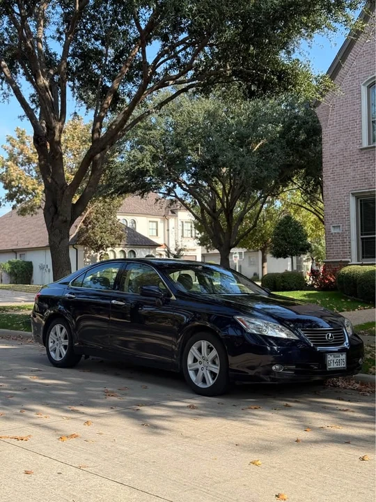 2008 Lexus ES 5th Gen - Image 4 of 10
