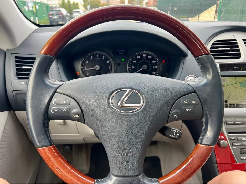 2008 Lexus ES 5th Gen - Image 16 of 20