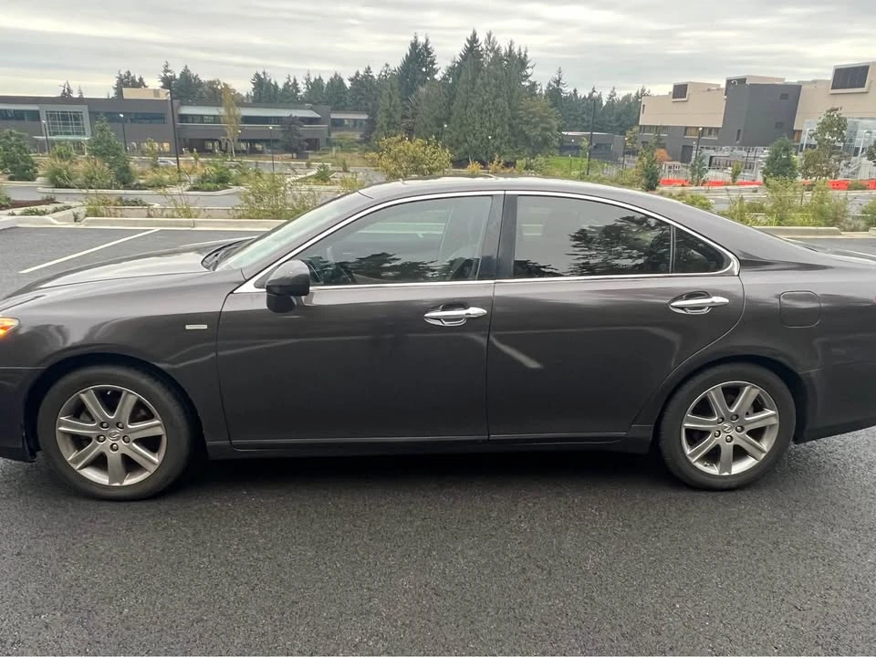 2008 Lexus ES 5th Gen - Image 4 of 11