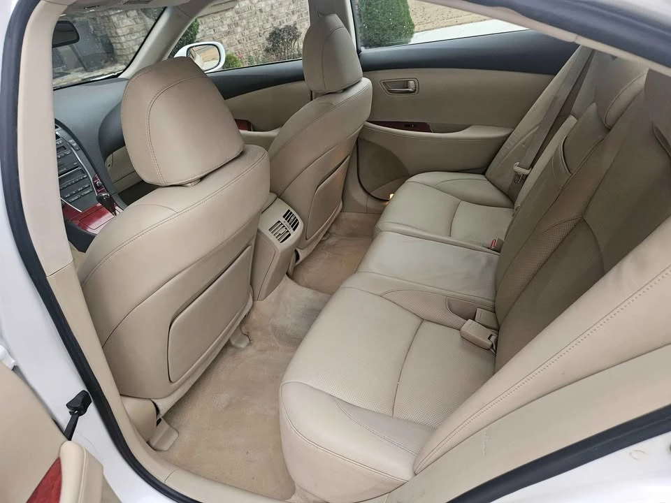 2008 Lexus ES 4th Gen - Image 8 of 13