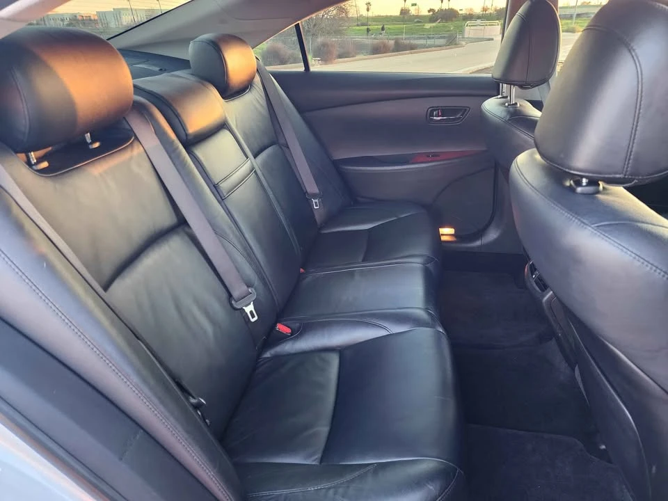 2008 Lexus ES 4th Gen - Image 14 of 19