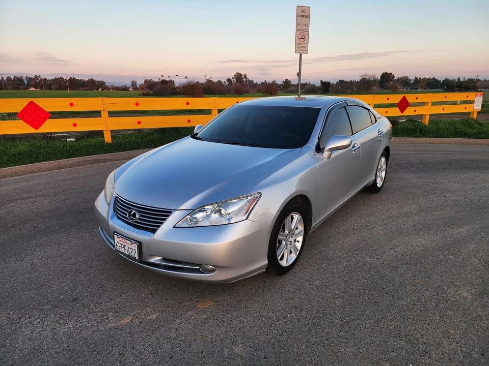 2008 Lexus ES 4th Gen - Image 3 of 19