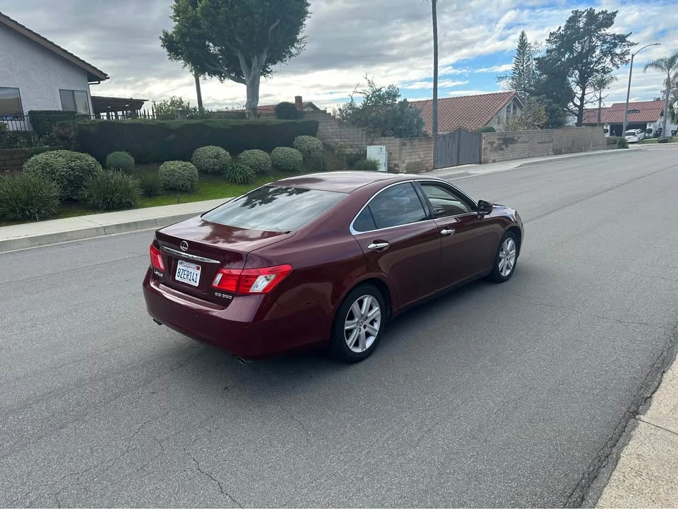 2008 Lexus ES 5th Gen - Image 4 of 10