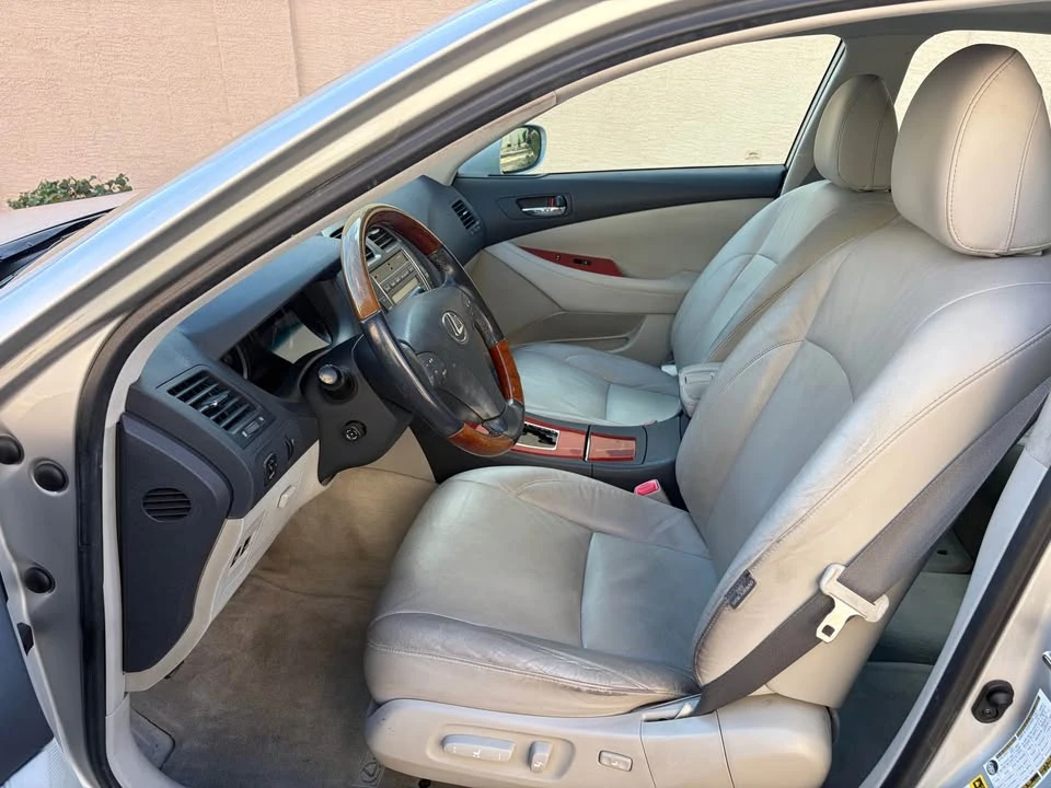 2008 Lexus ES 5th Gen - Image 6 of 13