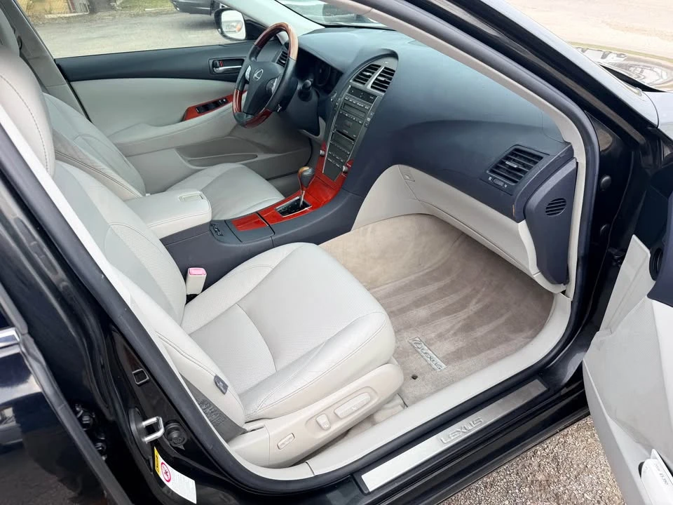 2008 Lexus ES 5th Gen - Image 14 of 15
