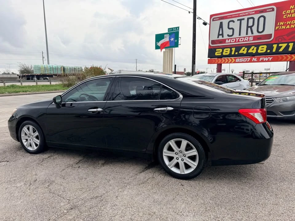 2008 Lexus ES 5th Gen - Image 3 of 15