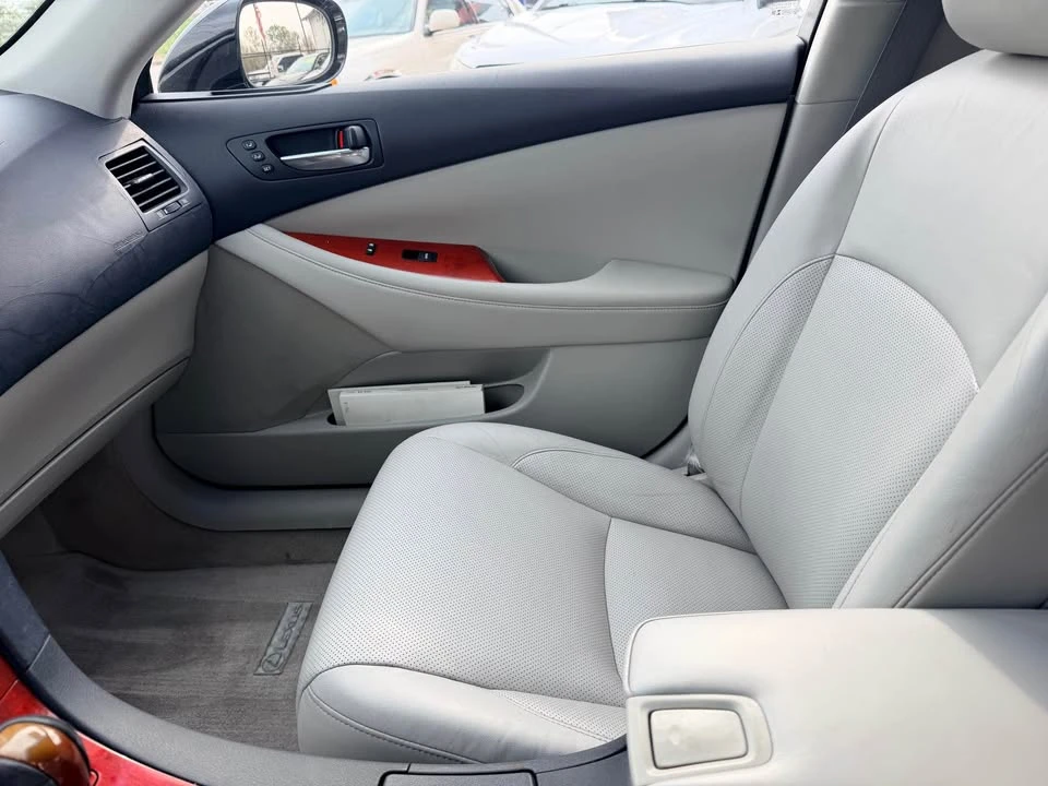 2008 Lexus ES 5th Gen - Image 7 of 15