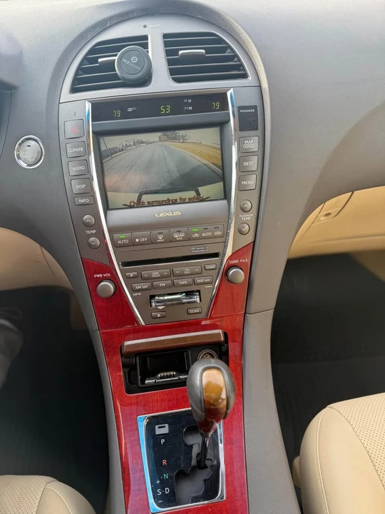 2008 Lexus ES 5th Gen - Image 15 of 15