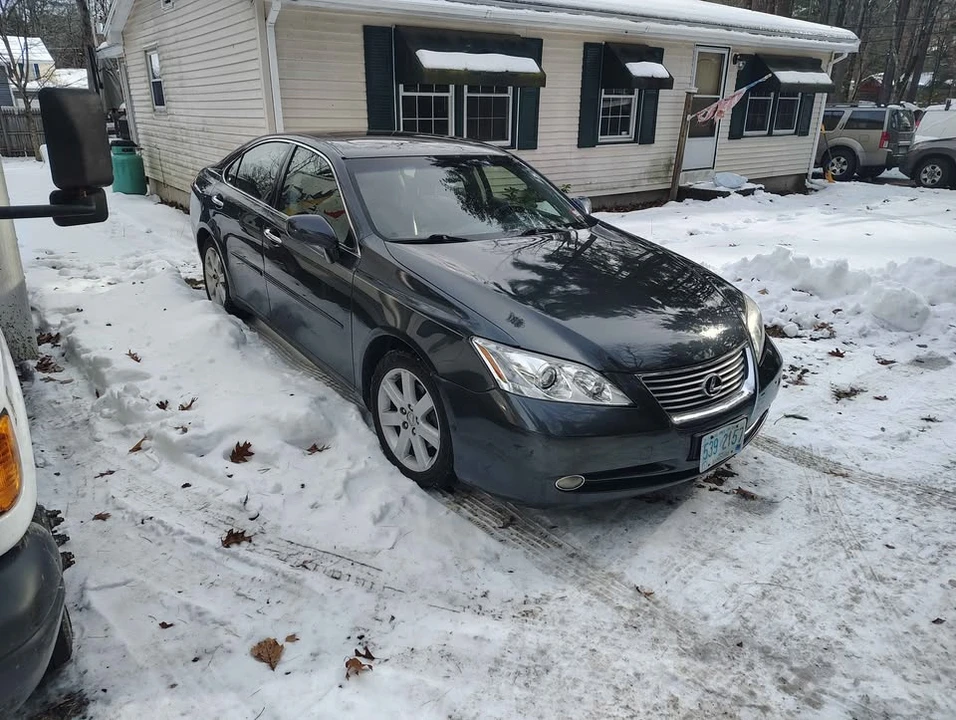 2008 Lexus ES 5th Gen - Image 5 of 12