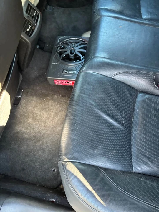 2008 Lexus ES 4th Gen - Image 11 of 16