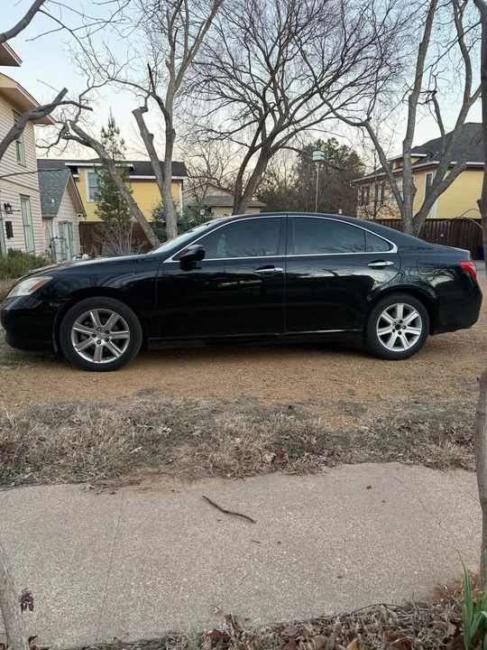 2008 Lexus ES 4th Gen - Image 3 of 15