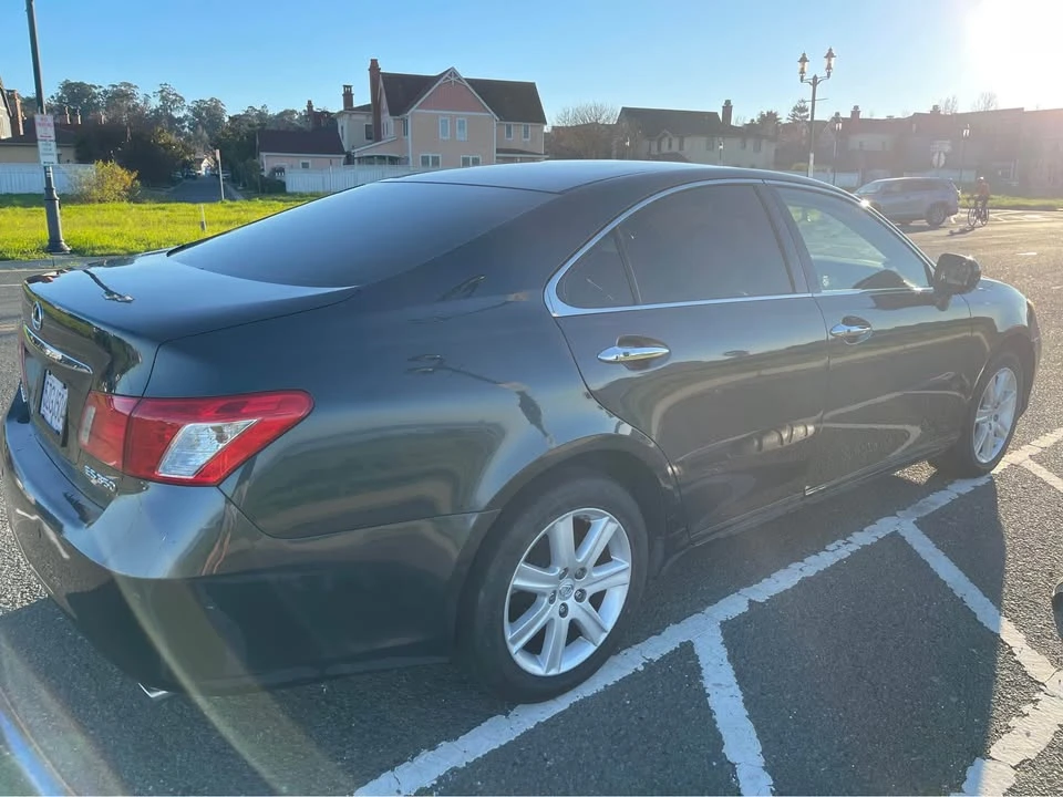 2008 Lexus ES 4th Gen - Image 5 of 15