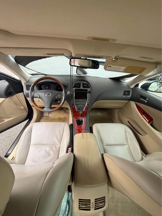 2008 Lexus ES 4th Gen - Image 12 of 20