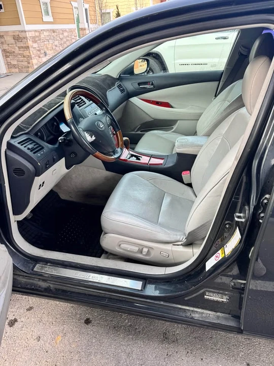 2008 Lexus ES 5th Gen - Image 3 of 10