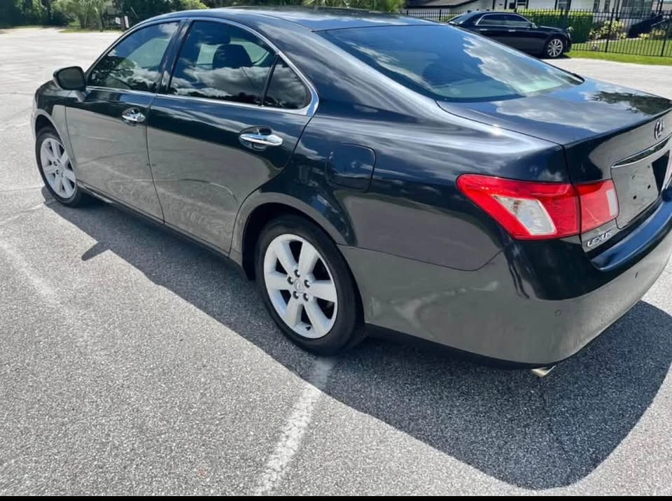 2008 Lexus ES 5th Gen - Image 2 of 4