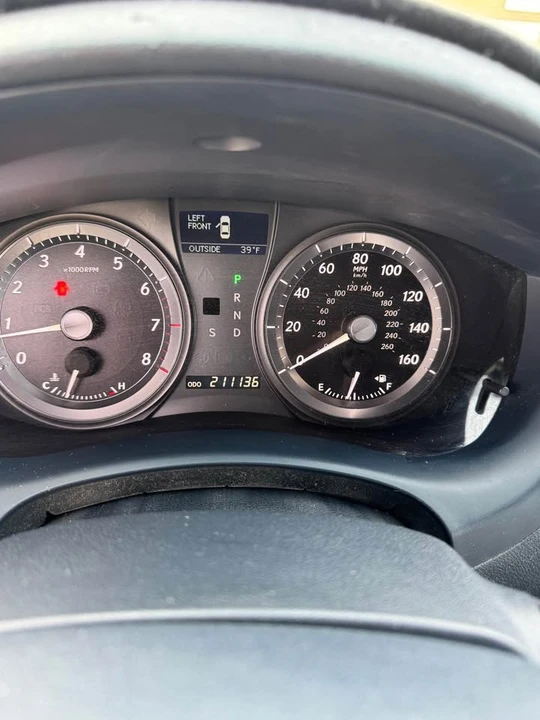 2008 Lexus ES 5th Gen - Image 5 of 10