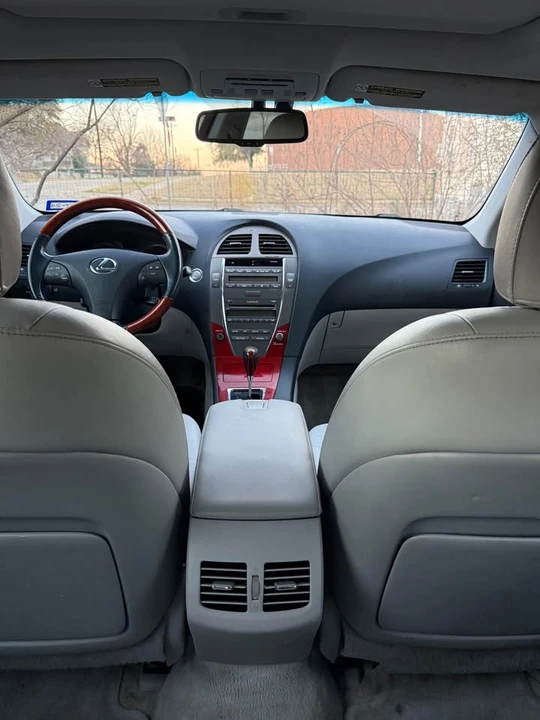 2008 Lexus ES 4th Gen - Image 11 of 15