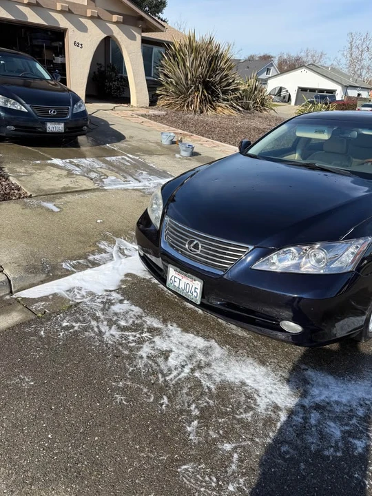 2008 Lexus ES 4th Gen - Image 2 of 20