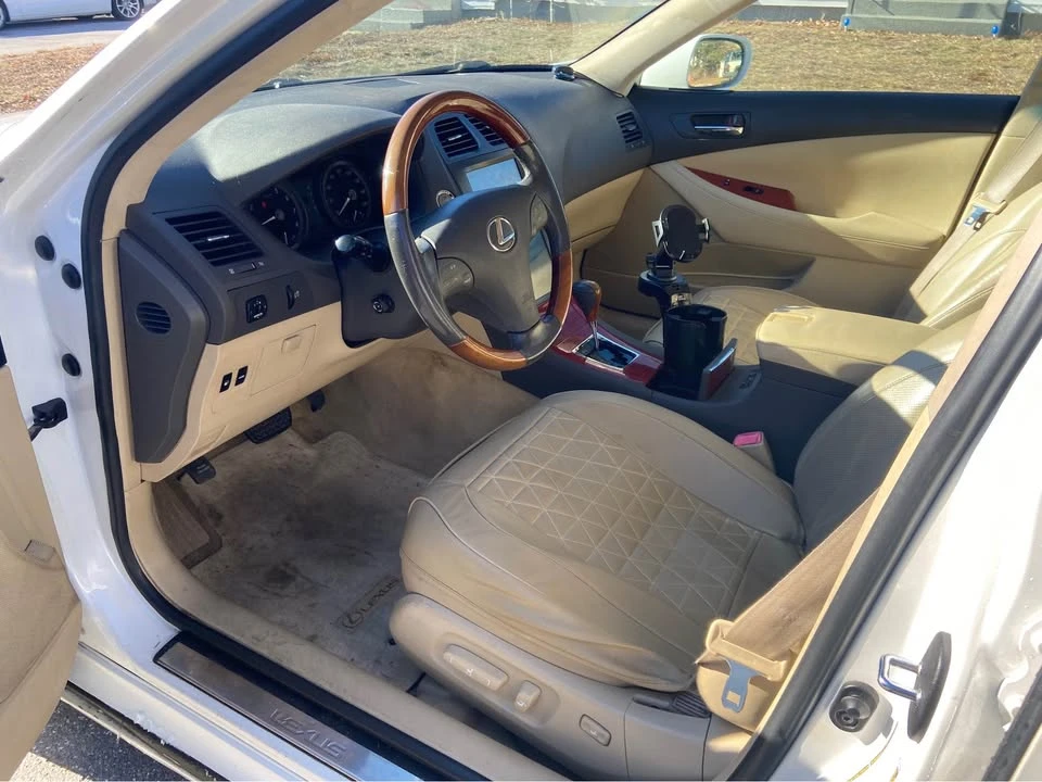 2008 Lexus ES 4th Gen - Image 8 of 8