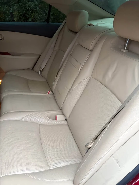 2008 Lexus ES 4th Gen - Image 11 of 15