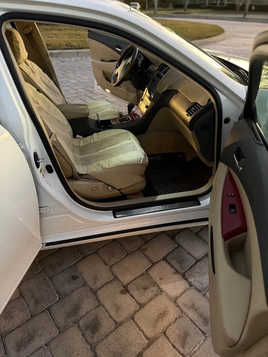 2008 Lexus ES 4th Gen - Image 9 of 11