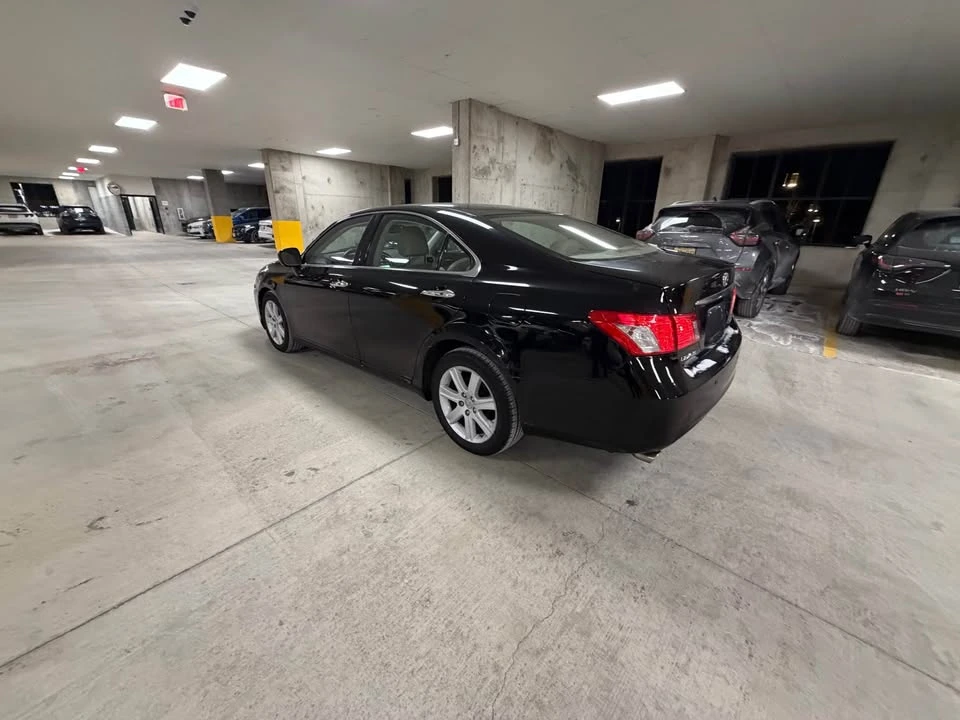 2008 Lexus ES 5th Gen - Image 2 of 10