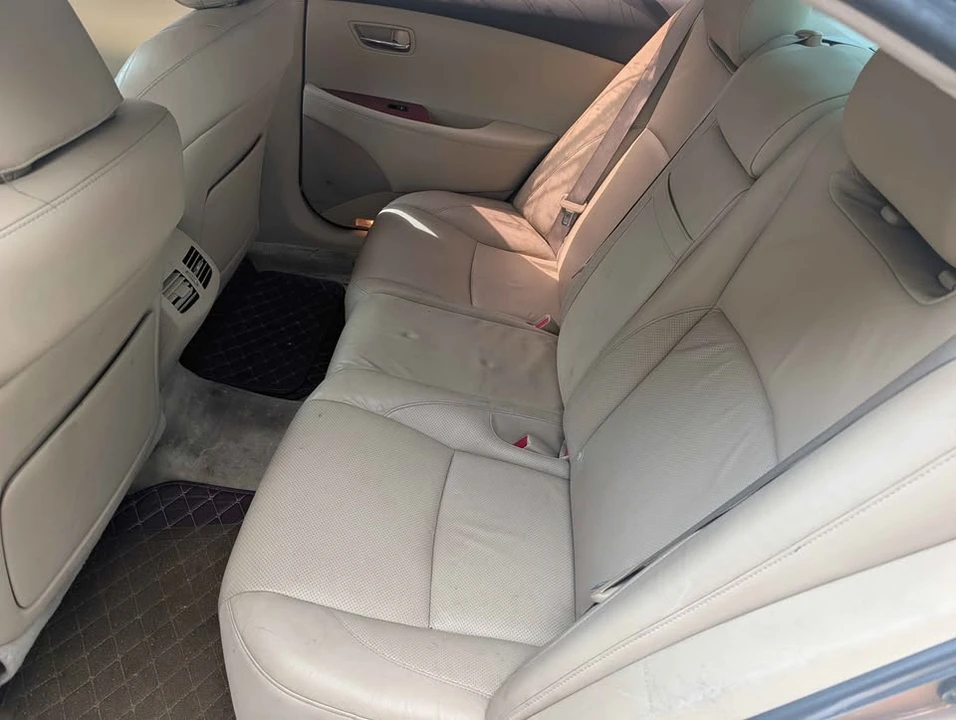 2008 Lexus ES 5th Gen - Image 12 of 18