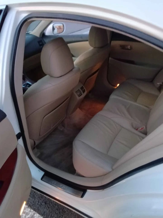 2008 Lexus ES 5th Gen - Image 5 of 6