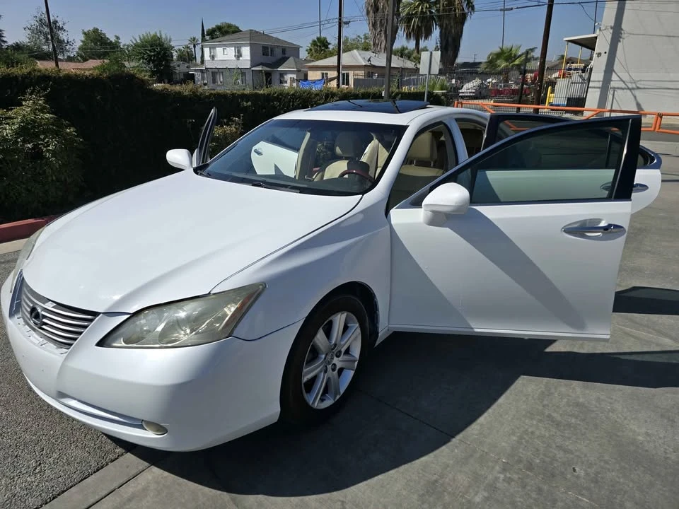 2008 Lexus ES 5th Gen - Image 5 of 5