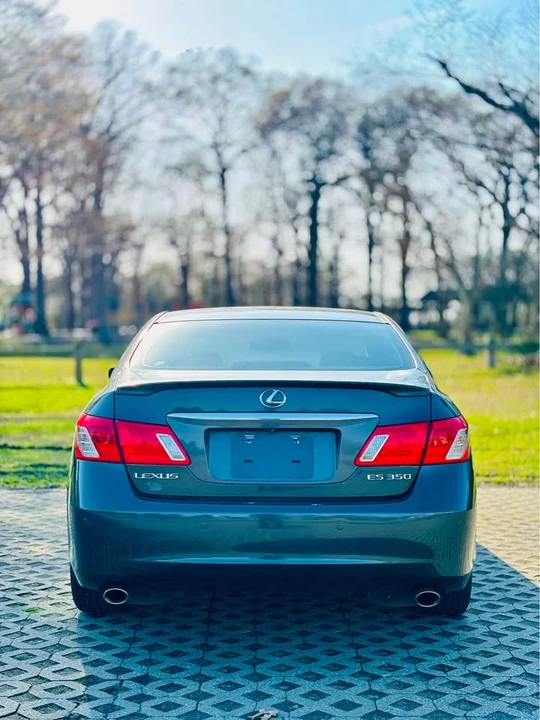 2008 Lexus ES 5th Gen - Image 13 of 17
