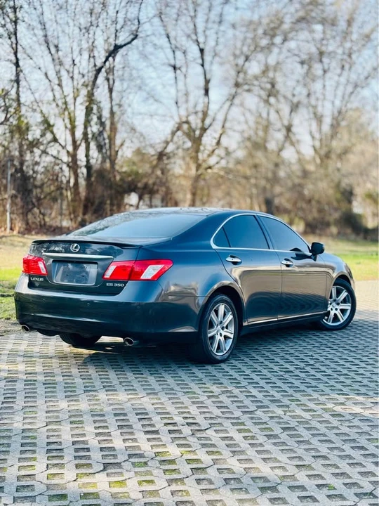 2008 Lexus ES 5th Gen - Image 5 of 17