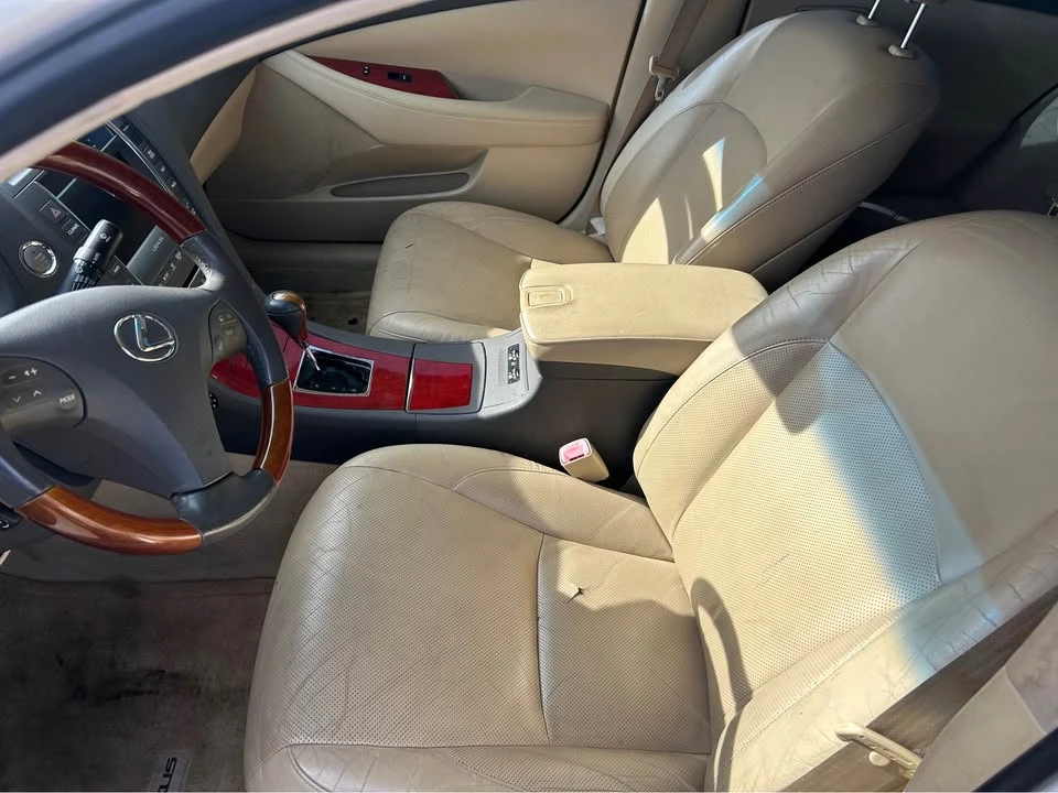 2008 Lexus ES 5th Gen - Image 11 of 16